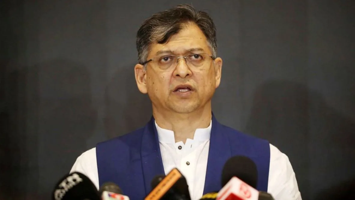 সীমান্তে পুশইন ঠেকাতে সতর্ক বিজিবি: স্বরাষ্ট্রমন্ত্রী