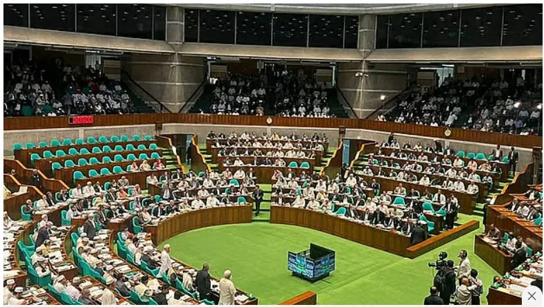 শীর্ষ ২০ ঋণখেলাপির তালিকা সংসদে, ২০২৫ পর্যন্ত খেলাপি ঋণ প্রায় সাড়ে ৫ লাখ কোটি টাকার বেশি
