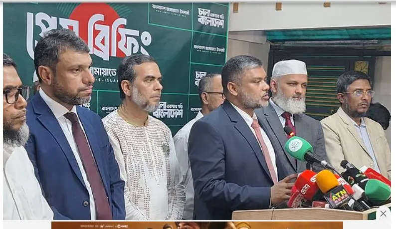 ব্যাংক ডাকাতদের কাছেই আবার ব্যাংক ফিরিয়ে দেওয়া হচ্ছে: শিশির মনির