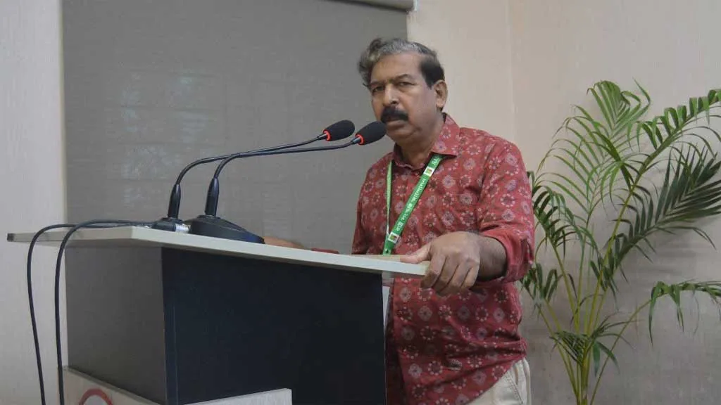 সংবিধানের দোহাইয়ে সংস্কার আটকালে জনগণ আবার রাজপথে নামবে: হাসনাত কাইয়ূম
