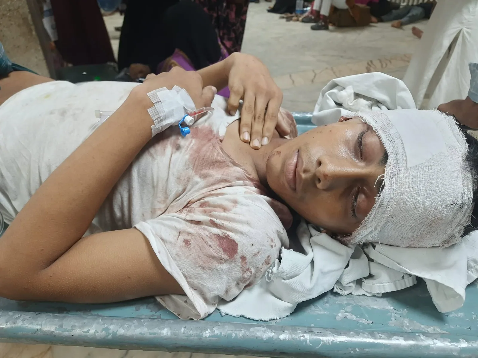 ডেমরায় মাদ্রাসায় বিষ্ফোরনে ৫ শিক্ষার্থী আহত
