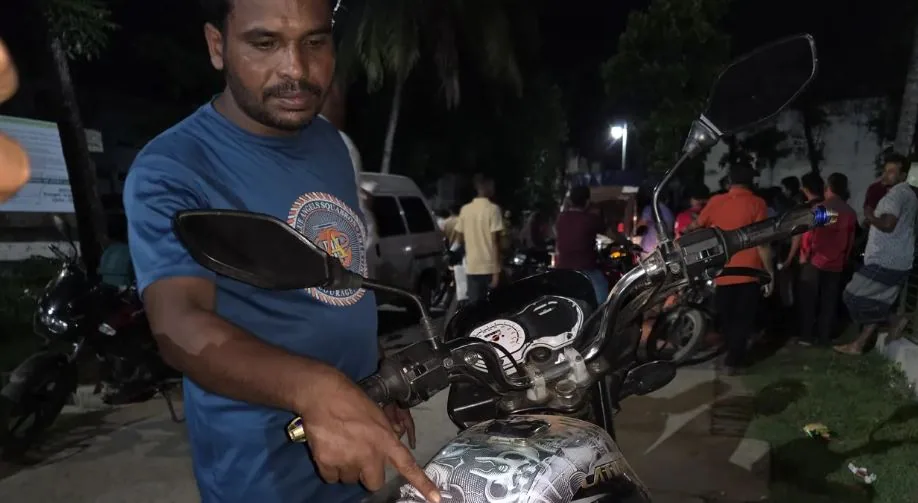 বিএনপির মিছিলে ছাত্রলীগের হামলা, আহত ১০