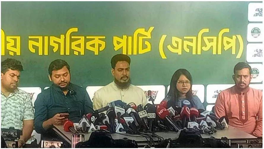 দাম বৃদ্ধির পর তেলের জন্য লাইন উধাও হয়ে যাওয়া নিয়ে প্রশ্ন আখতারের