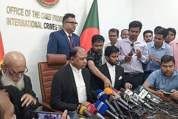 শেখ হাসিনার পক্ষে চিঠি আসেনি, কেউ দিলে তাঁর বিরুদ্ধে আইনি ব্যবস্থা: চিফ প্রসিকিউটর