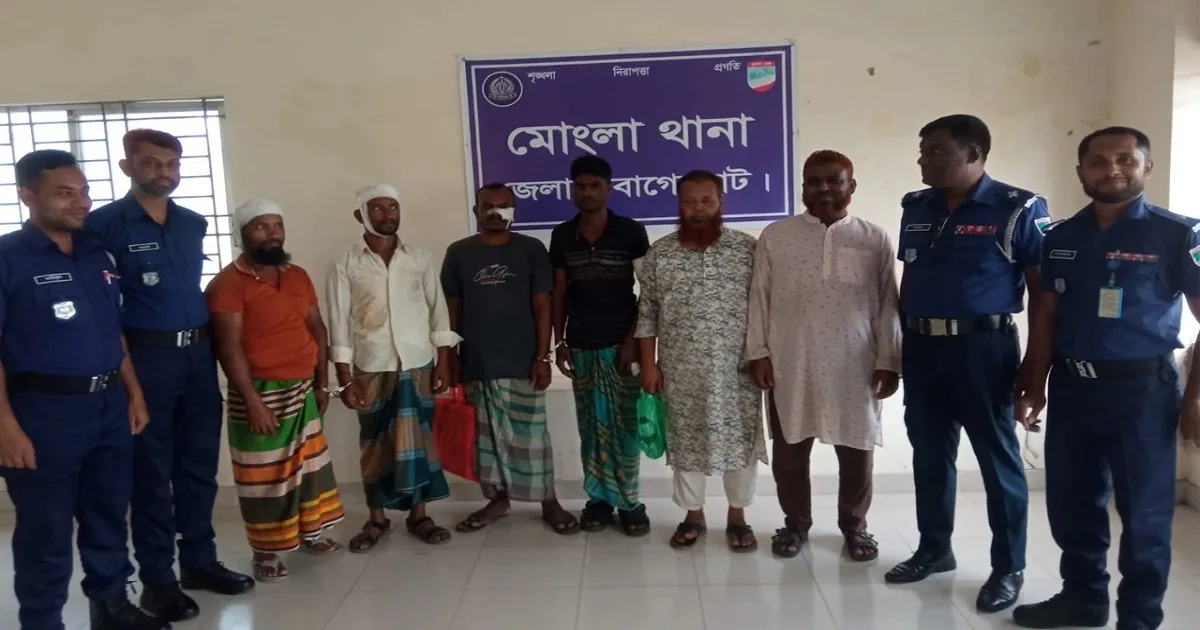 মোংলায় চিংড়িঘের দখল নিয়ে বিএনপির দুই গ্রুপে সংঘর্ষ, গ্রেপ্তার ৬