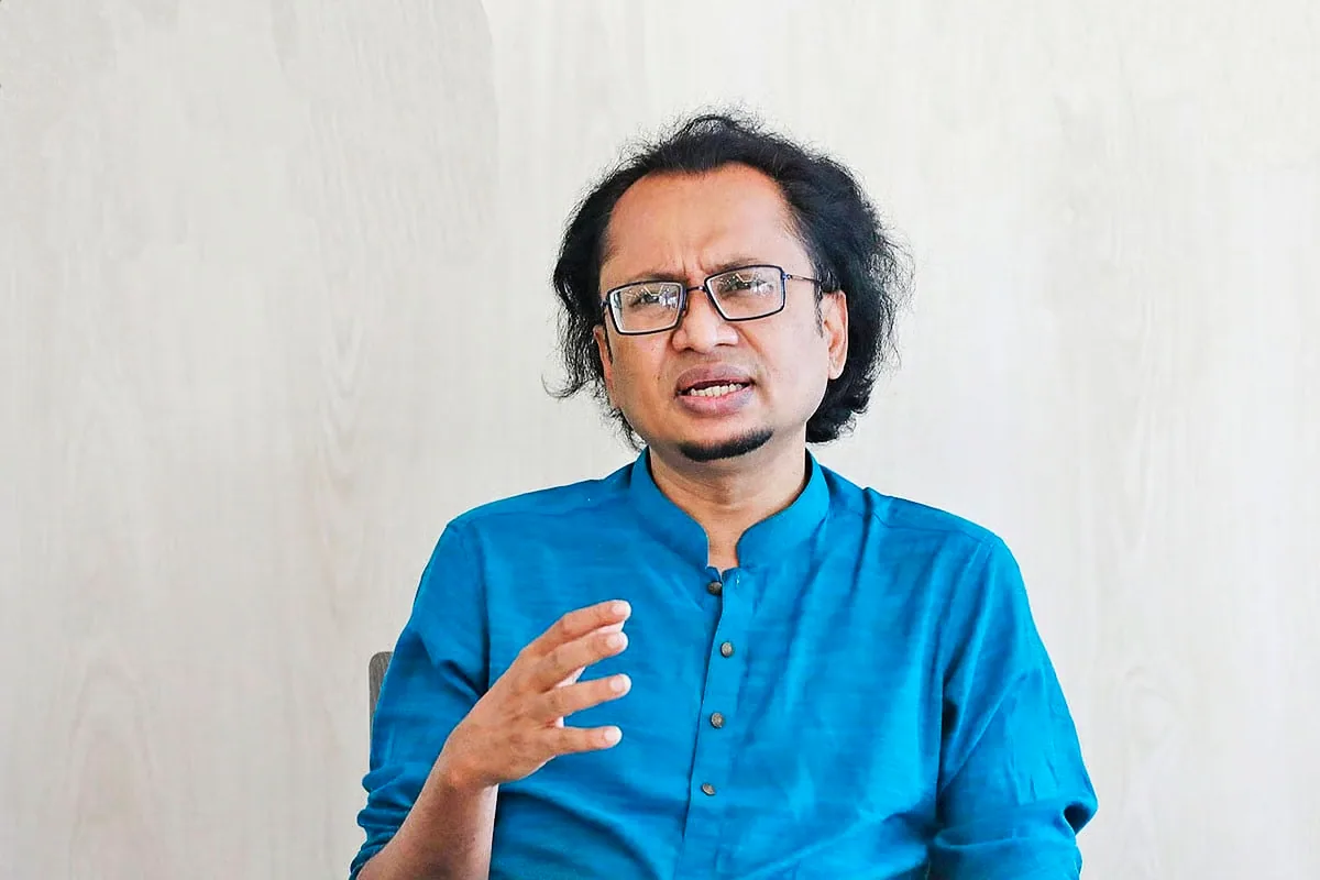 ডা. জাহেদের দিল্লি যাত্রায় ‘বাধা’, এক ঘণ্টার জিজ্ঞাসাবাদ