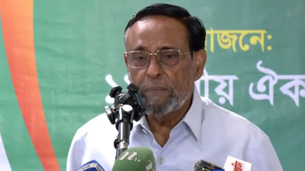 প্রধানমন্ত্রীকে ঢাকার বাইরে রাত্রিযাপন না করার পরামর্শ কর্নেল অলির