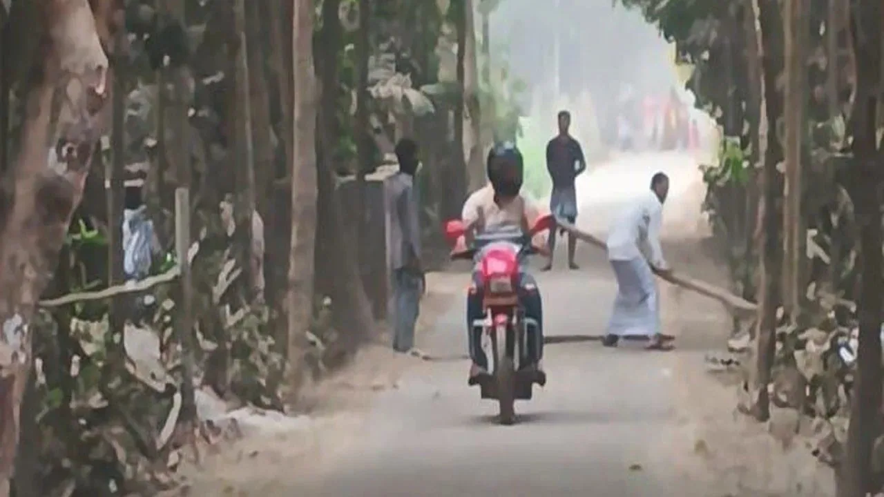 কৃষকের ঘর ভাঙচুরের অভিযোগে বিএনপি নেতাসহ ৩০ জনের বিরুদ্ধে মামলা