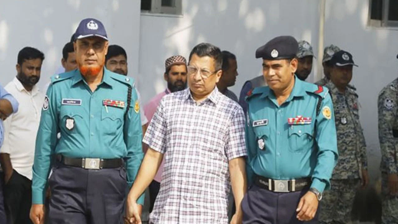 শাপলা চত্বর গণহত্যা মামলায় আসামি হচ্ছেন সাবেক আইজিপি মামুন
