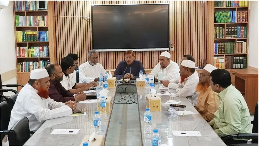 গণভোটের রায় বাস্তবায়নের দাবি: অক্টোবরে ঢাকায় মহাসমাবেশসহ ১১ দলীয় ঐক্যের কর্মসূচি ঘোষণা