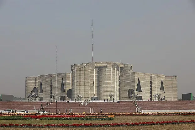 শীর্ষ ২০ ঋণখেলাপি কোম্পানির মালিক কারা