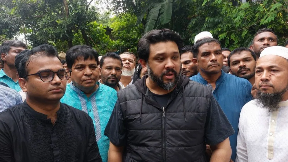 বালুর ব্যবসা বন্ধ করেছি, এবার পাহাড় কাটাও বন্ধ করব: হুমাম