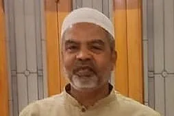 ব্যালটে সিল মারা সেই আওয়ামী লীগ নেতা এবার পত্রিকায় বিজ্ঞপ্তি দিয়ে রাজনীতি ছাড়লেন