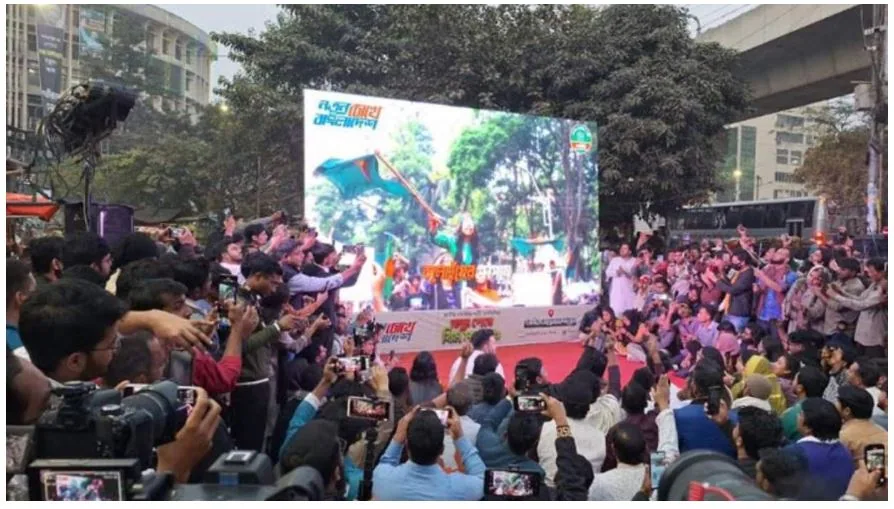 এনসিপি কি ডানপন্থি রাজনৈতিক দল হয়ে উঠছে?