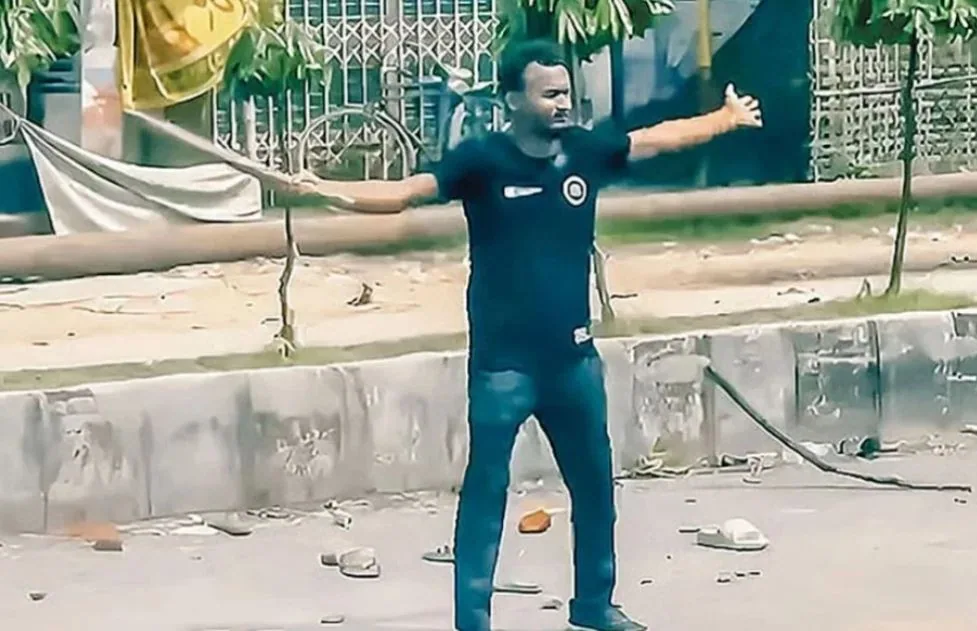 জুলাইয়ের পোস্টারবয় শহীদ আবু সাঈদ