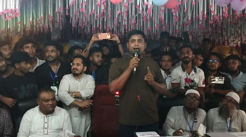 বিএনপি ‘হাইজ্যাক’ হয়ে গেছে : হাসনাত