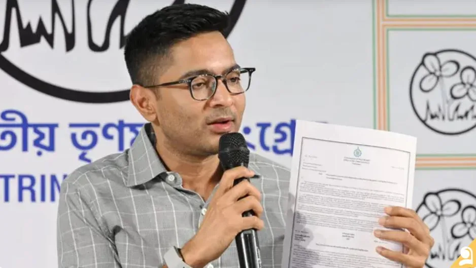 শেখ হাসিনা অনুপ্রবেশকারী না শরণার্থী; অমিত শাহকে প্রশ্ন অভিষেকের