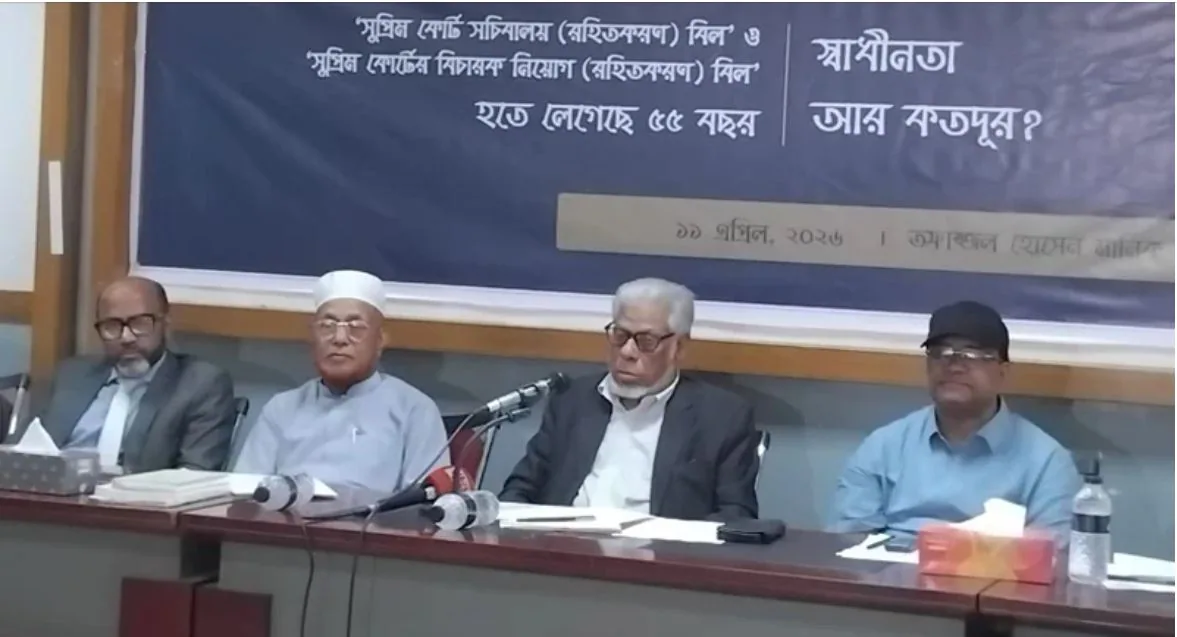 বিচার বিভাগের হৃৎপিণ্ডে হাত দিয়েছে সরকার যা সর্বনাশ ডেকে আনবে: বিচারপতি মতিন
