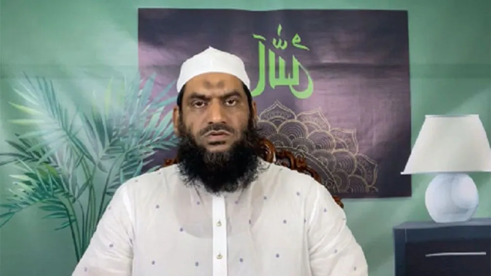 দুর্গত মানুষের পাশে দাঁড়ানো ইমানি দায়িত্ব: মামুনুল হক