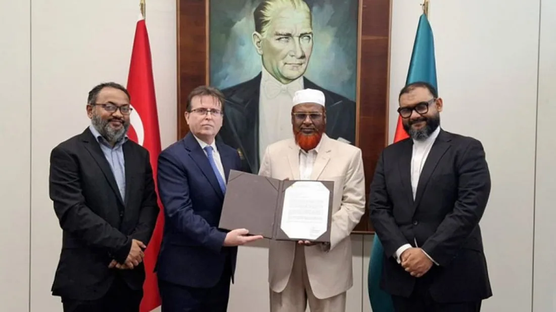 তুরস্কের প্রেসিডেন্টকে জামায়াত আমিরের সংহতি ও শুভেচ্ছাপত্র