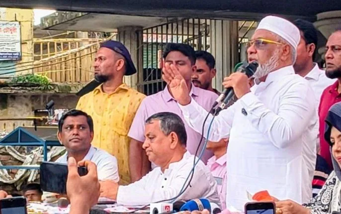 প্রয়োজনে সামরিক বাহিনী দিয়ে আরেকটি অপারেশন ক্লিন হার্ট হবে: বিএনপির ভাইস চেয়ারম্যান