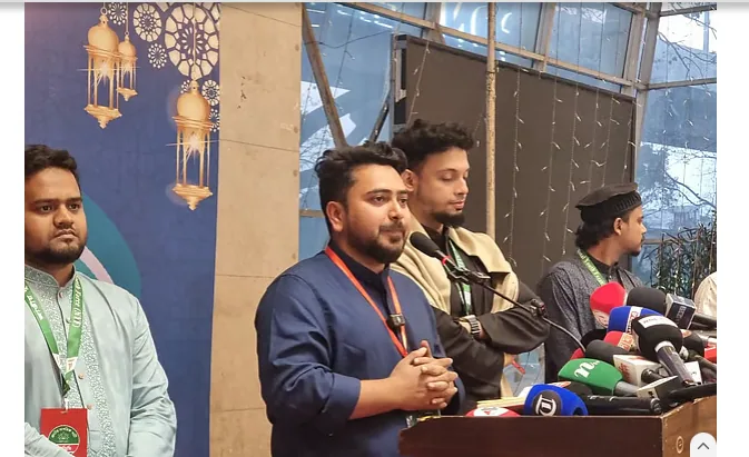 রাষ্ট্রপতিকে অভিশংসন করে গ্রেপ্তারের দাবি জানালেন নাহিদ ইসলাম