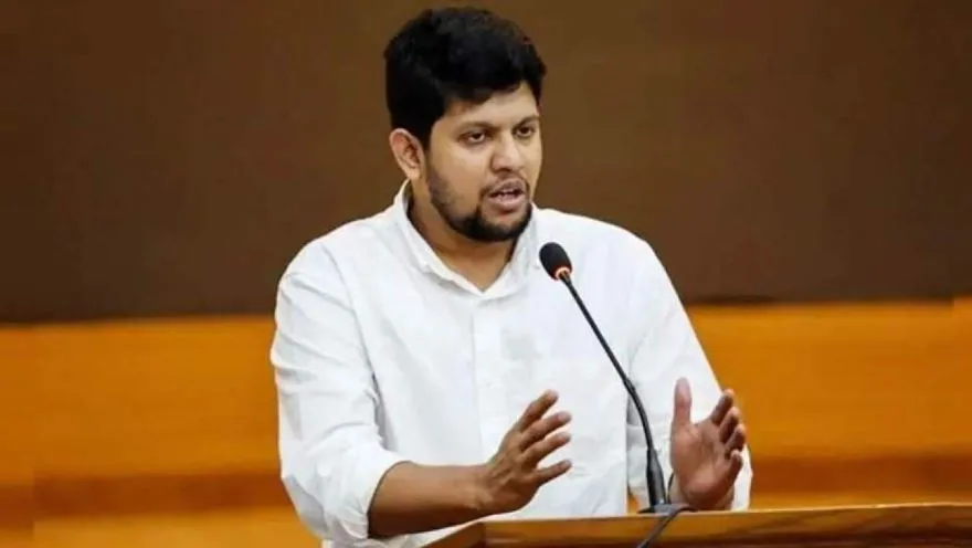 ৭১ ও ২৪-এর অপরাধীদের জন্য এখন অভ্যুত্থানের নেতারাও মোনাজাত ধরছে: মাহফুজ আলম
