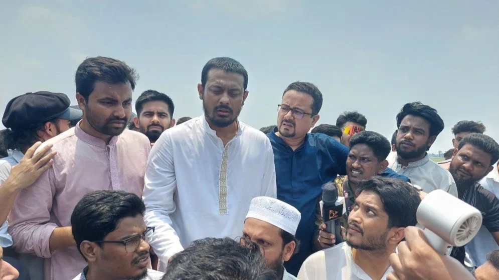 ভারতের বিরুদ্ধে আন্তর্জাতিক আদালতে মামলা করা উচিত: নাসীরুদ্দীন পাটওয়ারী
