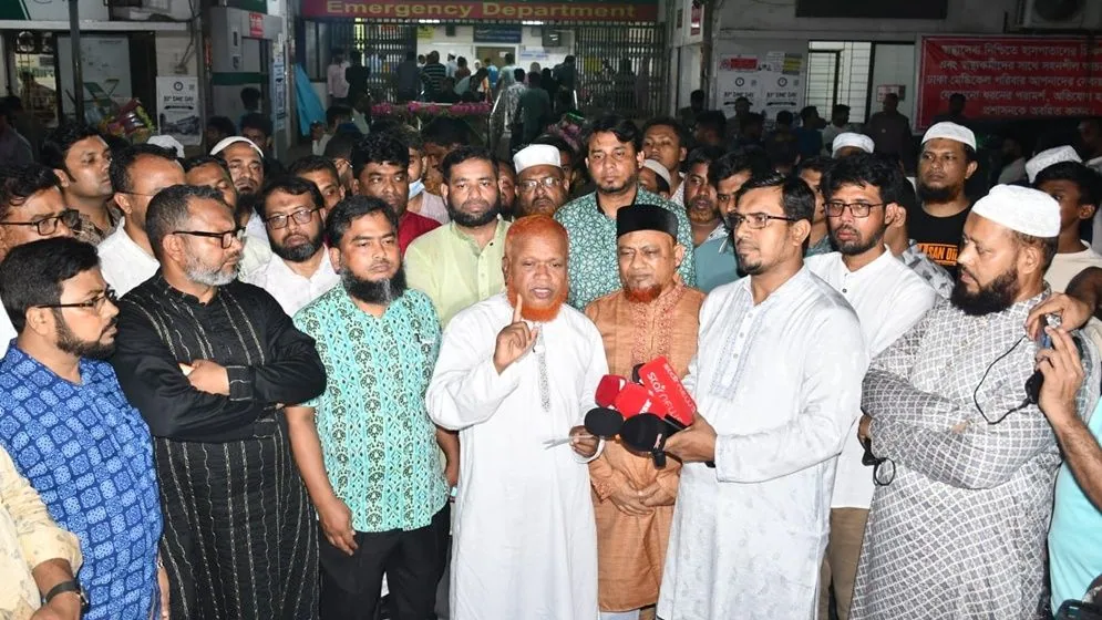 চাঁদাবাজদের সন্ত্রাসী হামলার ঘটনায় পুলিশের নীরবতা সন্দেহজনক: বুলবুল