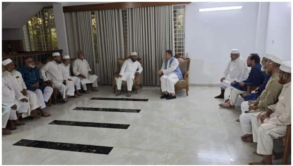 স্বরাষ্ট্রমন্ত্রীর সঙ্গে জামায়াত নেতাদের ঈদের শুভেচ্ছা বিনিময়