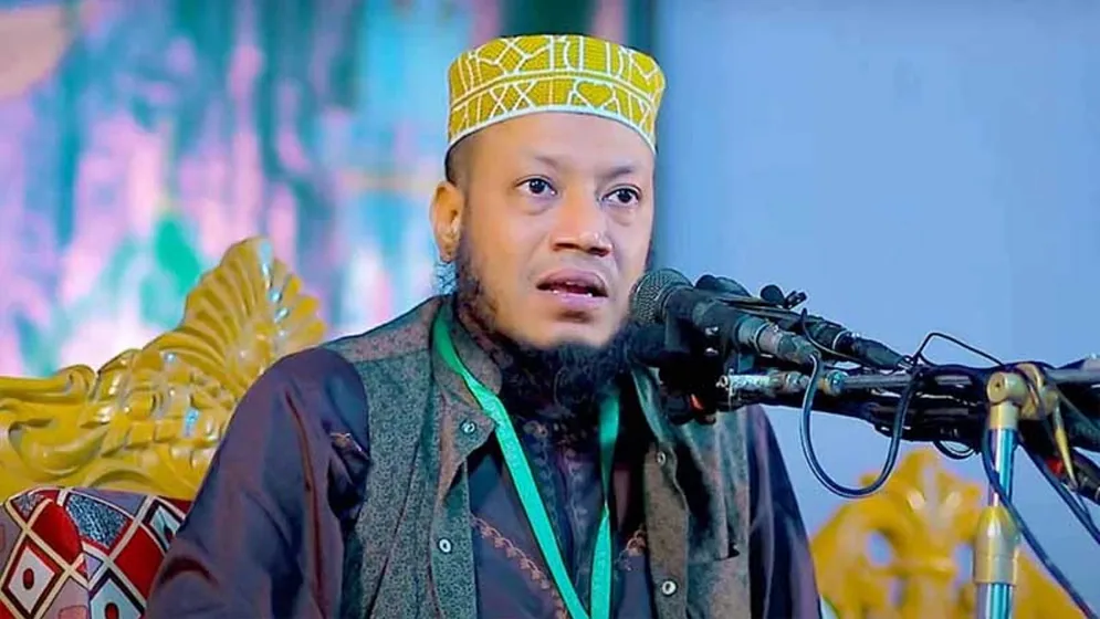 জ্বালানিমন্ত্রীকে নিয়ে মন্তব্যে অনড় অবস্থান আমির হামজার