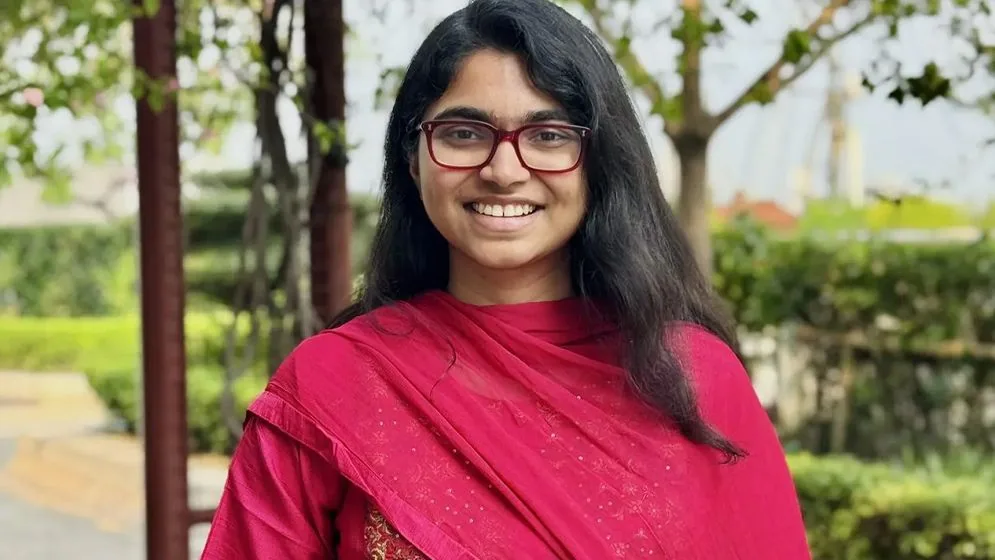 হাসনাত ও মোশাররফ করিমকে সমর্থন জানিয়ে তাসনিম জারার ফেসবুক পোস্ট