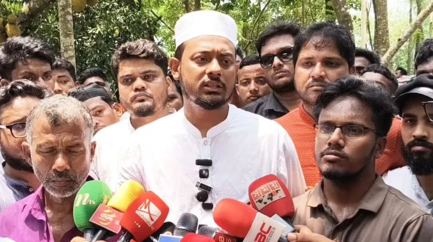 সীমান্ত হত্যা বন্ধ করতে না পারলে স্বরাষ্ট্রমন্ত্রীর পদত্যাগ করা উচিত: নাসীরুদ্দীন পাটওয়ারী