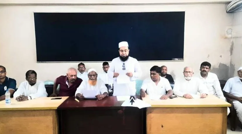 যশোরে জাতীয় পার্টির আহ্বায়কসহ শীর্ষ নেতাদের গণপদত্যাগ