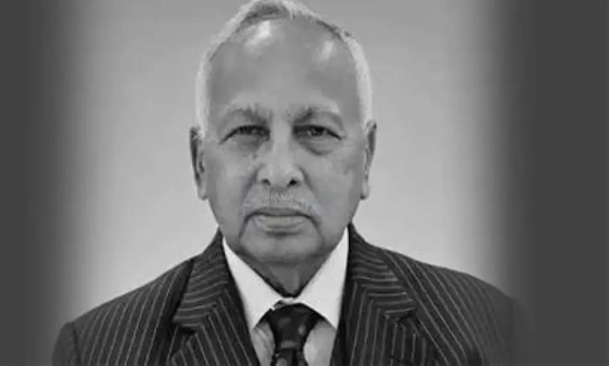 মুকুটহীন এক সংসদীয় অভিভাবকের বিদায়