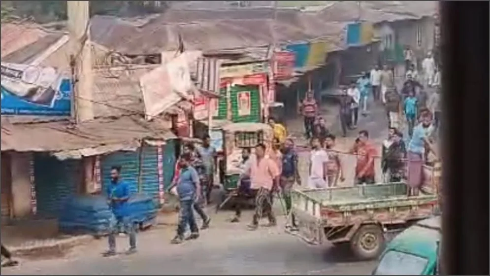 শ্রীপুরে ব্যবসা দখলে নিতে বিএনপির দুই গ্রুপের সংঘর্ষে আহত ৫