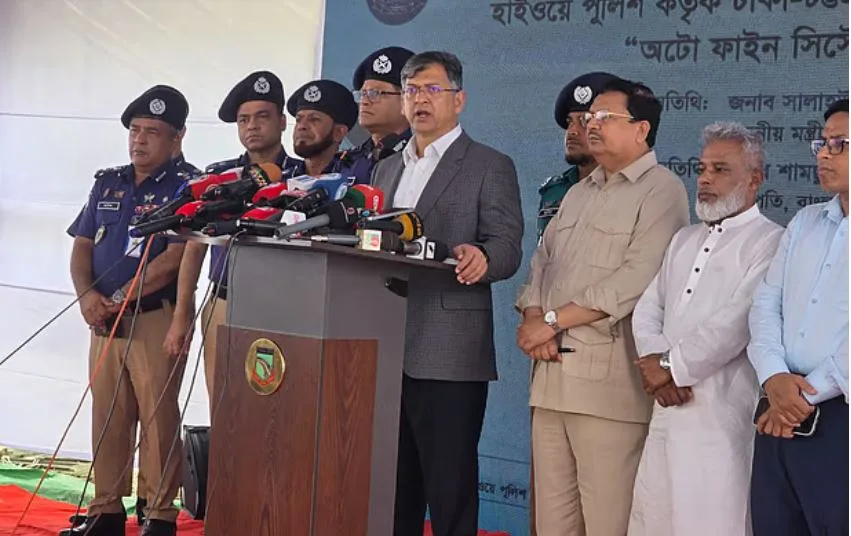 মহাসড়কে এআই ক্যামেরার কারণে চাঁদাবাজি কমবে: স্বরাষ্ট্রমন্ত্রী