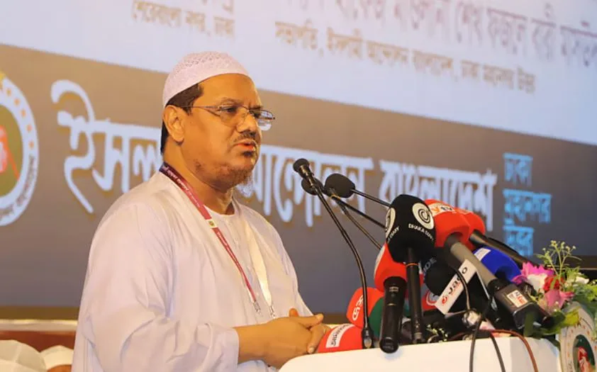 ইসলামী যুব আন্দোলনের নেতা মুজাহিদুল হত্যার পেছনে প্রশাসনের উদাসীনতা দায়ী: চরমোনাই পীর