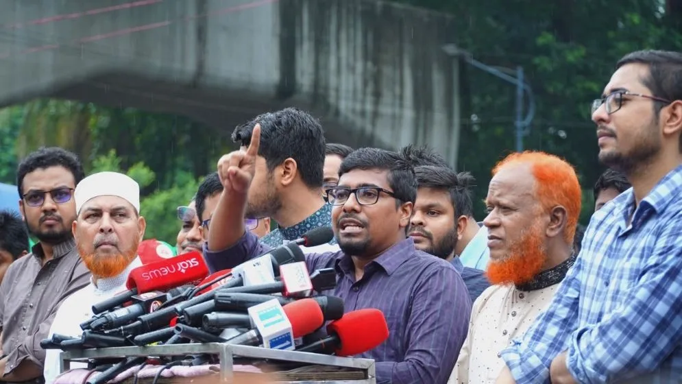 ছাত্রদলকে না সামলালে এই সরকারের পরিণতি আ.লীগের চেয়েও ভয়াবহ হবে: ছাত্রশিবির সভাপতি