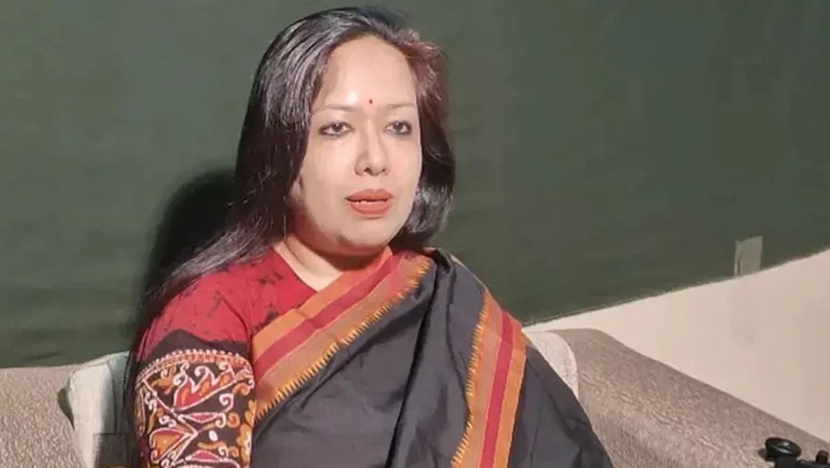 আল্লাহর অশেষ রহমত বিএনপির ট্যাগ বহন করতে হচ্ছে না: রুমিন ফারহানা