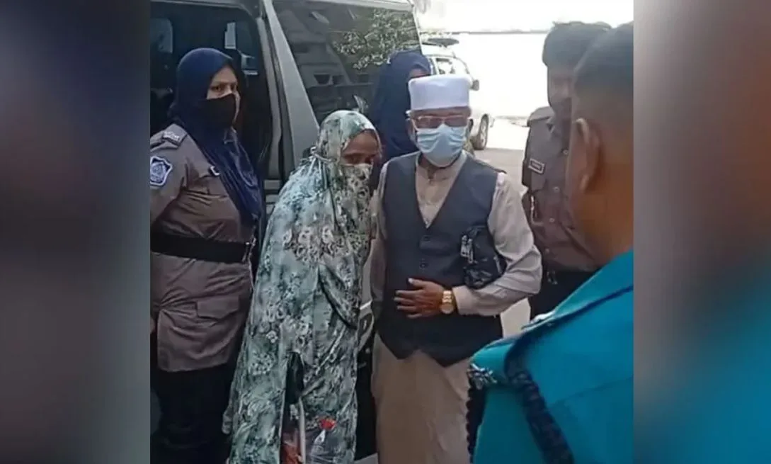 কাঠগড়ায় দাঁড়িয়ে যা বললেন গাজী নজরুল