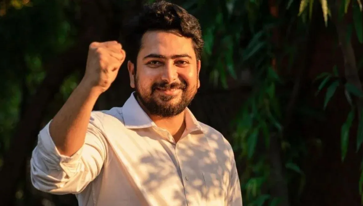 অবিলম্বে চাঁদাবাজদের জিম্মিদশা থেকে প্রিয় মাতৃভূমি মুক্তি পাবে: নাহিদ