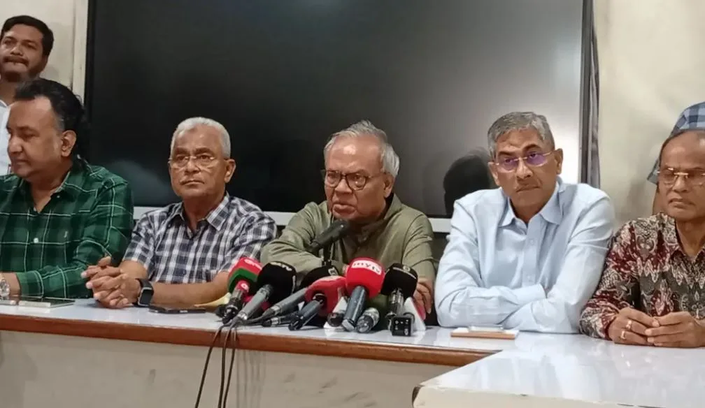 ফ্যাসিস্ট আমলে সরকারপ্রধানের সফরে কোটি কোটি টাকা খরচ করা হতো: রিজভী