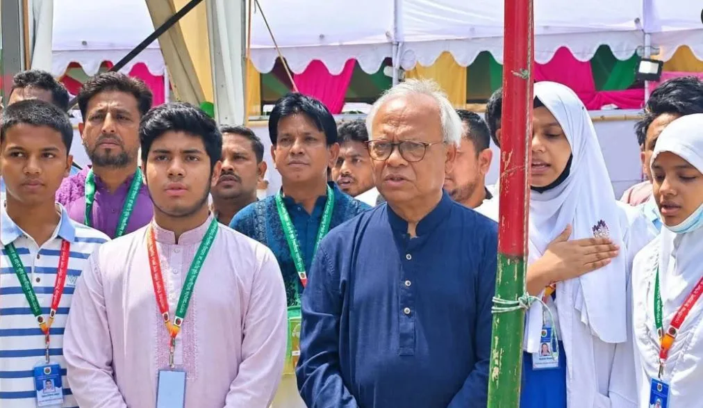 ১৭ বছর শিক্ষাব্যবস্থা নিয়ে ছেলেখেলা করে জাতির মেরুদণ্ড ভেঙে দেওয়া হয়েছে: রিজভী