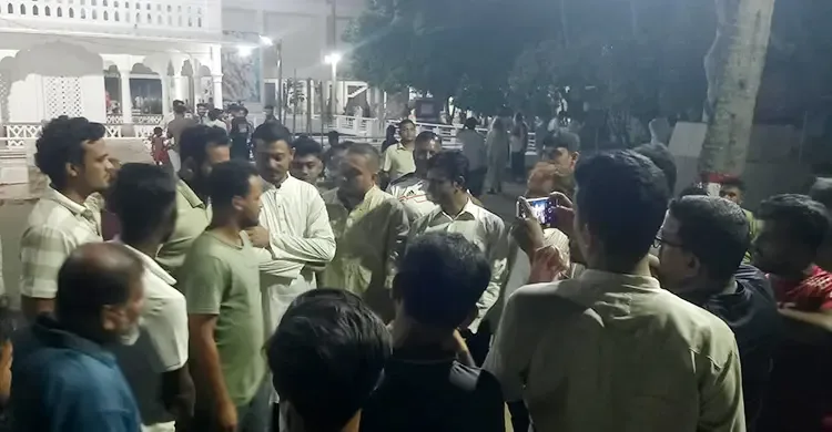 কুষ্টিয়ায় নাসীরুদ্দীন পাটওয়ারীর ওপর হামলা, গাড়ি ভাঙচুর