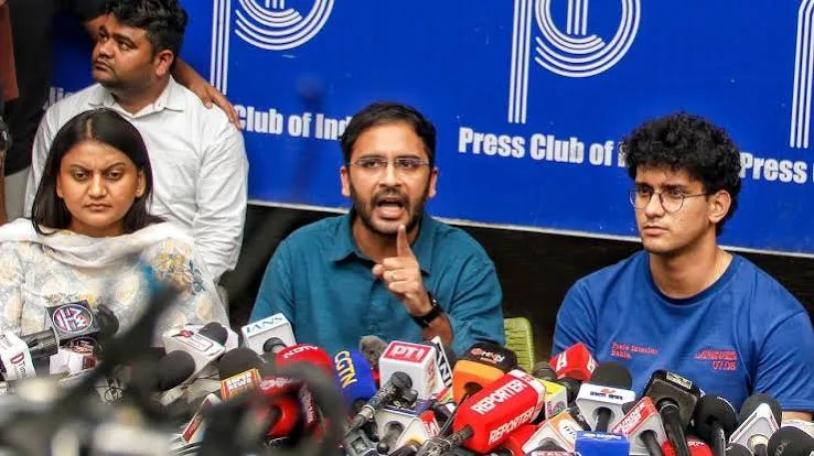‘মোদির পতন আসন্ন’, লড়াই চালিয়ে যাওয়ার ঘোষণা সিজেপির