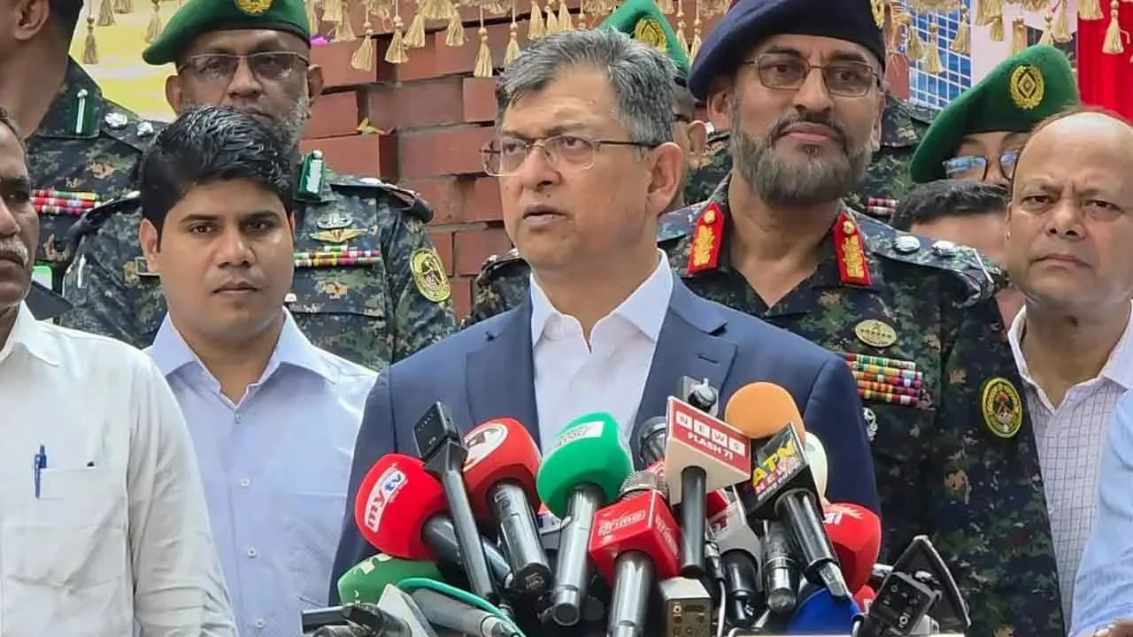 বিজয়ের মাসে দেশে কোনো অস্থিরতার সুযোগ দেওয়া হবে না: স্বরাষ্ট্রমন্ত্রী