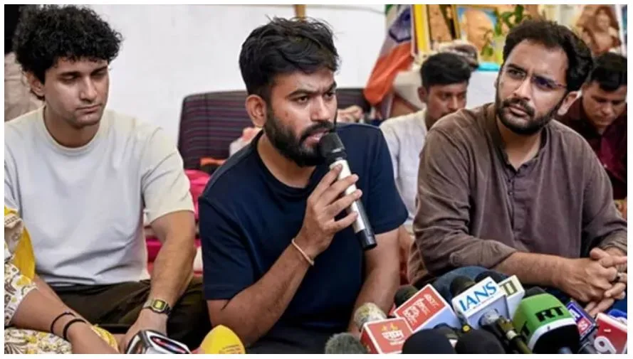 মুক্তি পেলেন দীপকেসহ ককরোচ পার্টির ৩ শীর্ষ নেতা