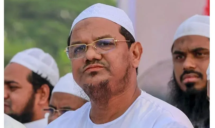 ১৪ দিনের দাওয়াতি সফরে যুক্তরাষ্ট্রে গেলেন চরমোনাই পীর