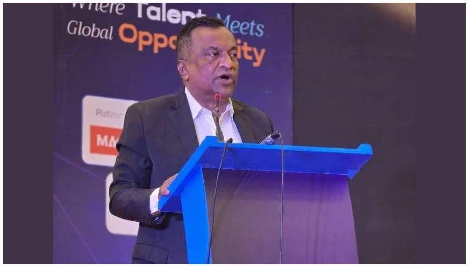 ‘ল্যাপটপগুলো ভাগাভাগি করে খেয়ে ফেললেন’—বিএনপির কেন্দ্রীয় নেতা ফয়সালের পোস্টে চাঞ্চল্য